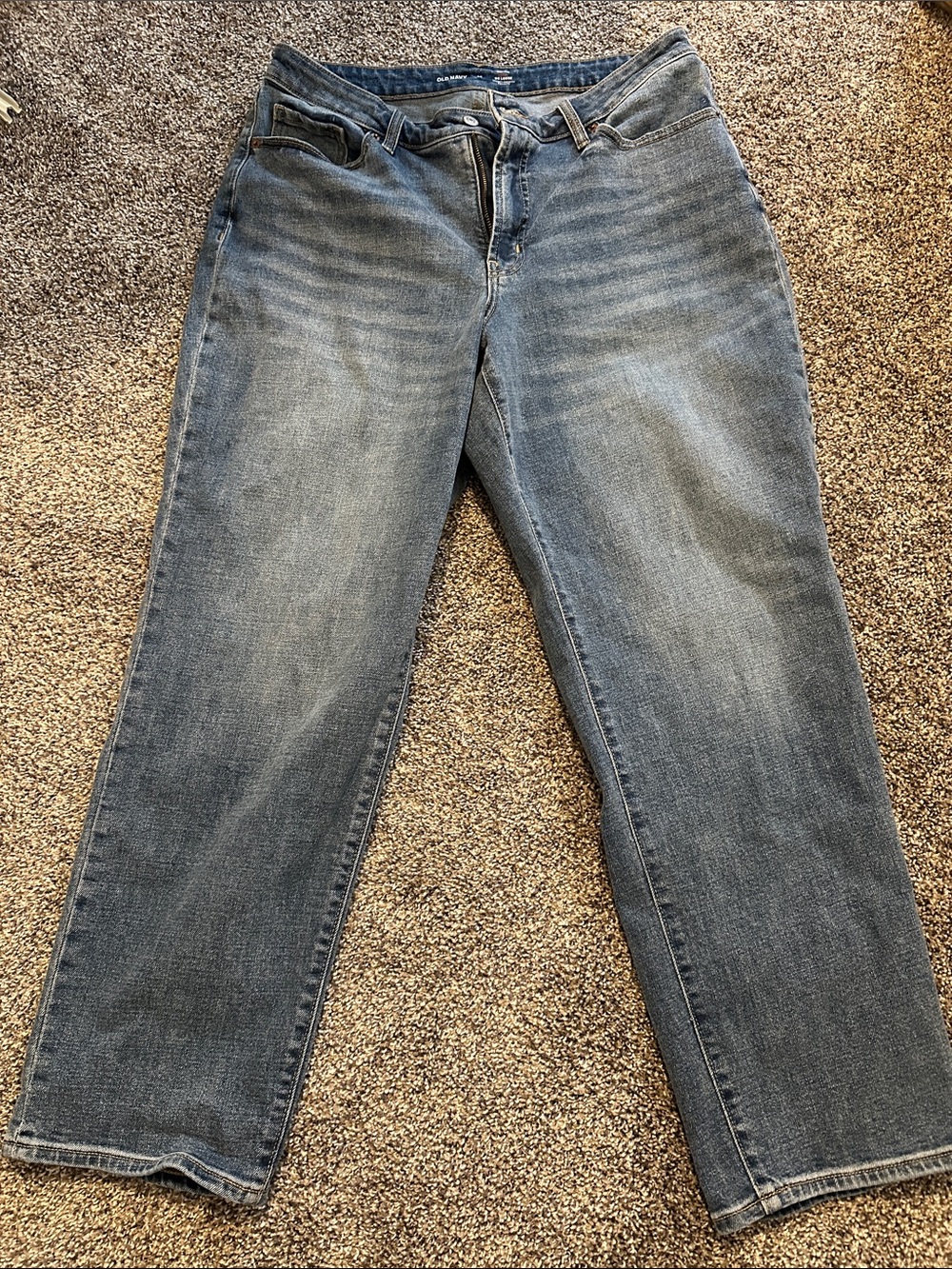 Old Navy Women's High Rise Curvy OG Loose Jeans in Medium Wash Blue